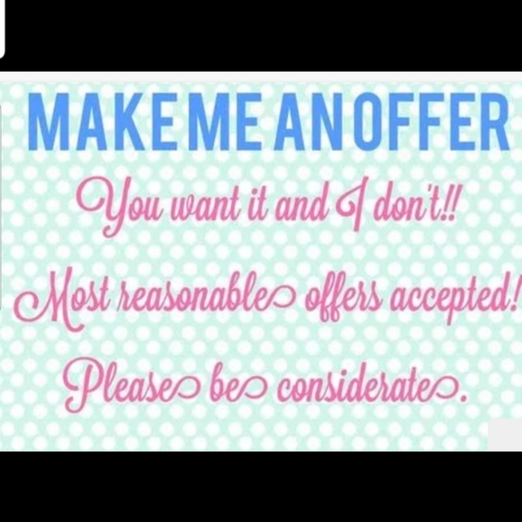 Meet your Posher, Emily - Picture 2 of 2